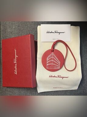 SALVATORE FERRAGAMO red embossed bag charm /calfskin leather